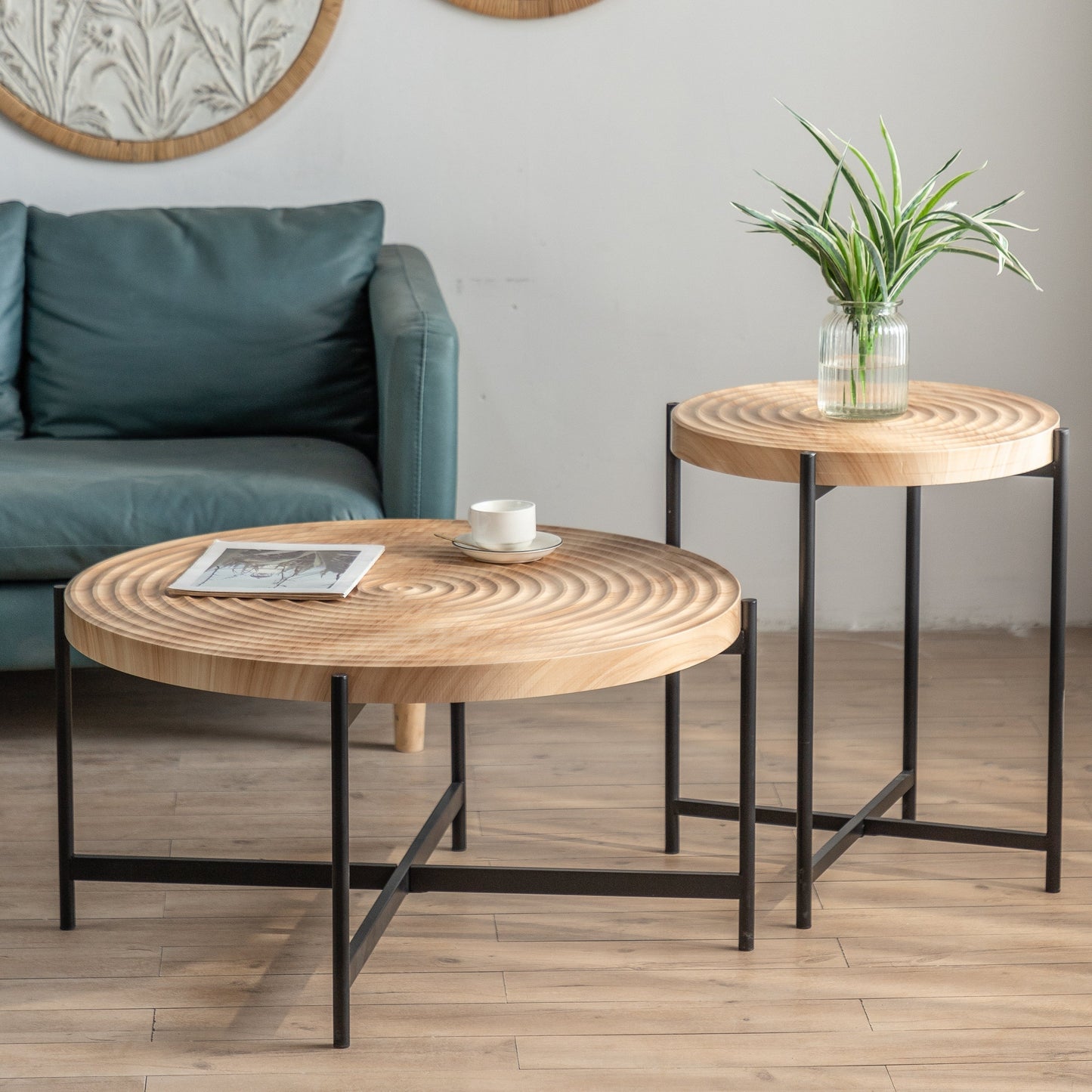 Modern Thread Design Round Coffee Table