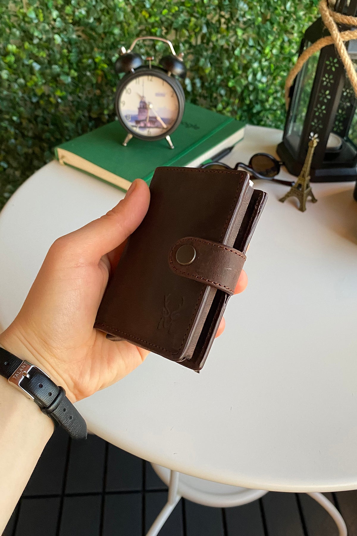 Orlando - Genuine Leather Pop-Up RFID Premium Cardholder