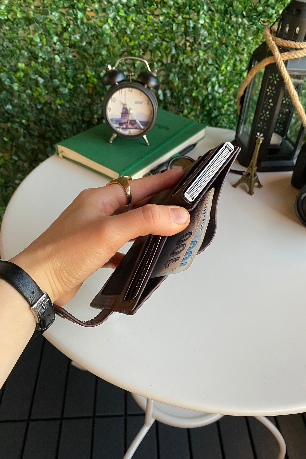 Orlando - Genuine Leather Pop-Up RFID Premium Cardholder