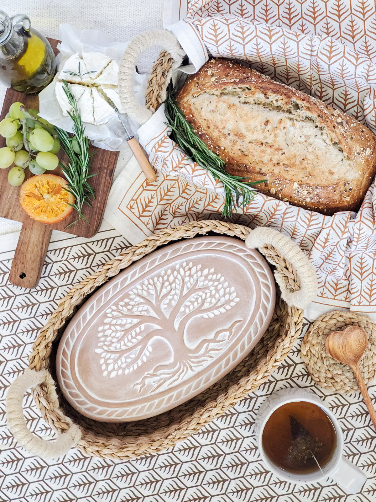 Bread Warmer & Basket Gift Set with Tea Towel - Tree of Life Oval
